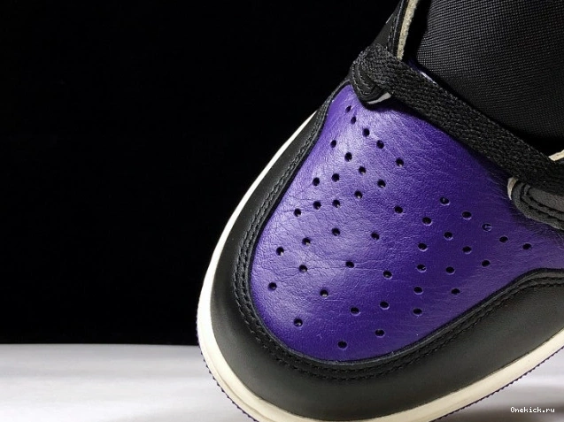 One Kick Jordan 1 555088-501 Air Court Purple 0715